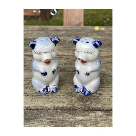 Vintage Salt & Pepper Mini Pigs Blue White - Picture 1 of 9